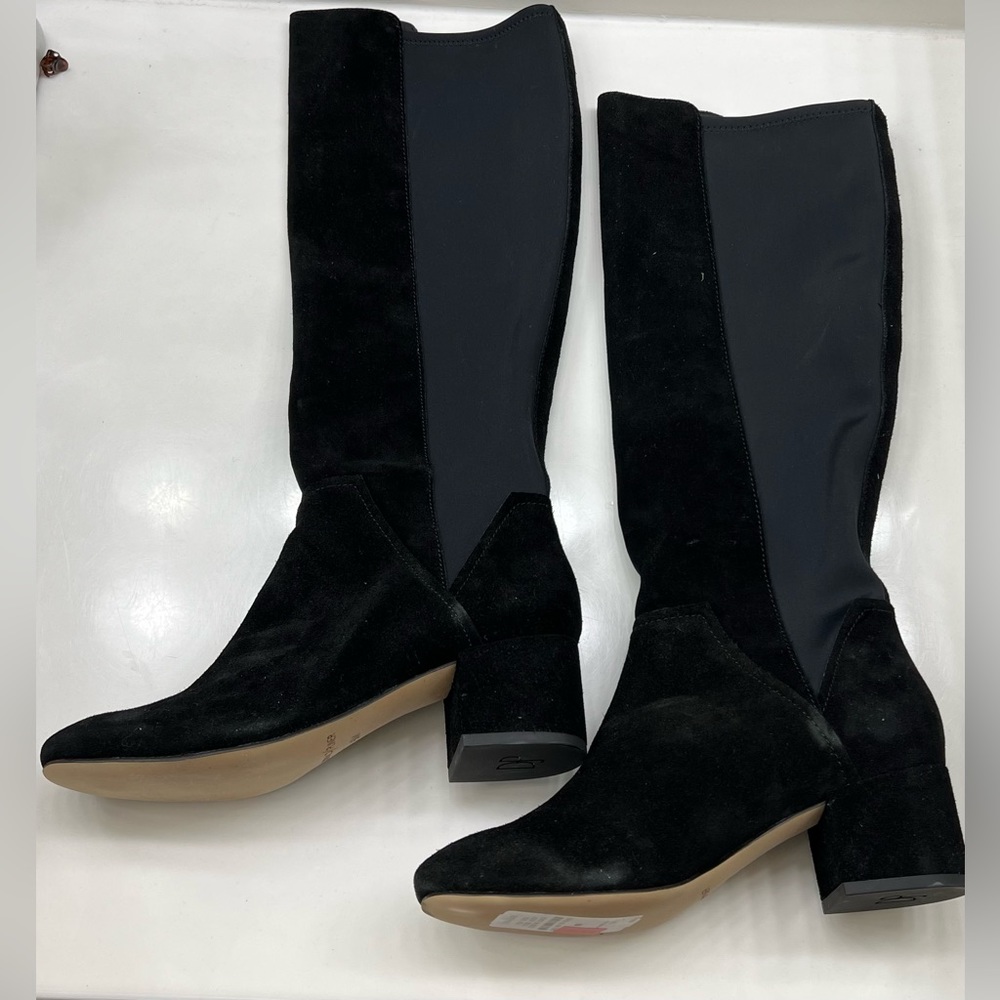 DONALD J PLINER boots.